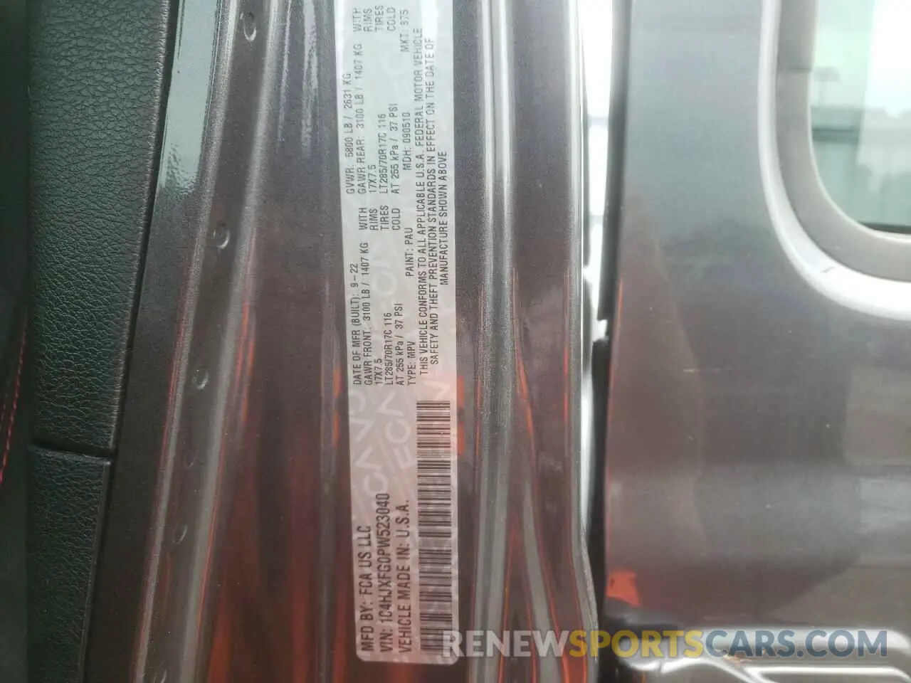 14 Photograph of a damaged car 1C4HJXFG0PW523040 JEEP WRANGLER 2023
