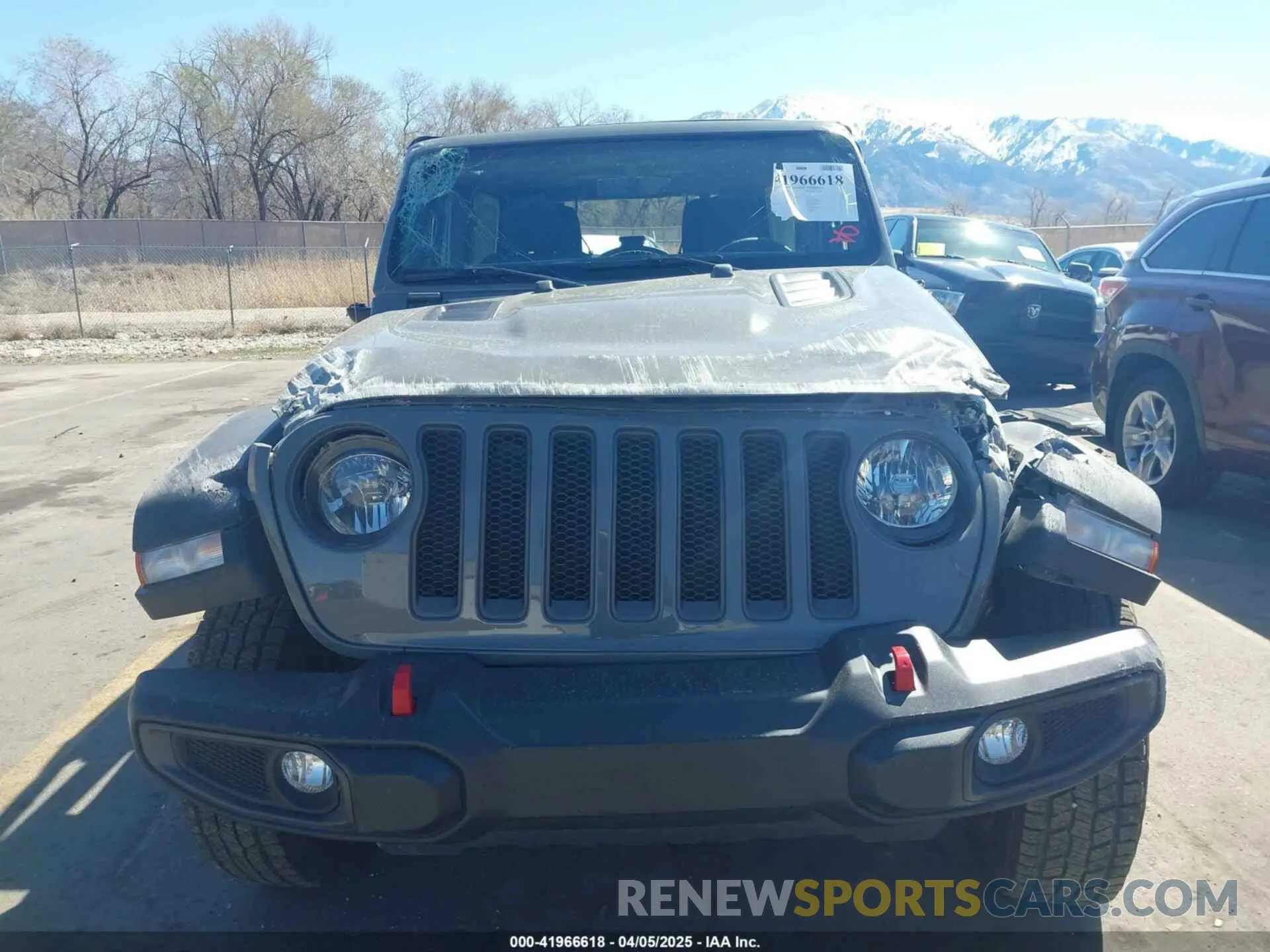 13 Photograph of a damaged car 1C4HJXFG8PW507703 JEEP WRANGLER 2023