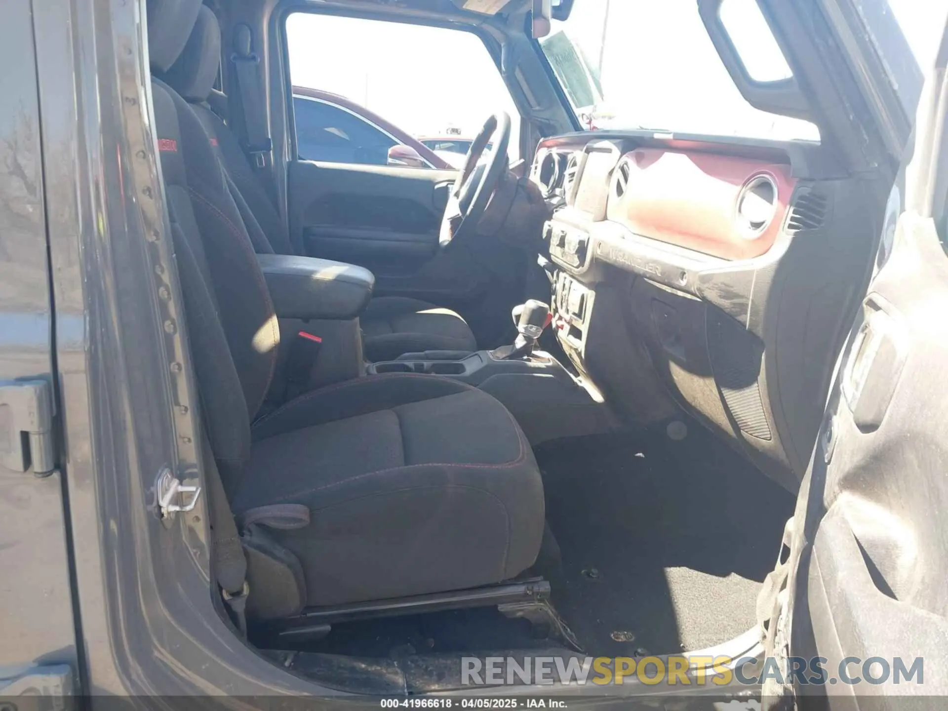 5 Photograph of a damaged car 1C4HJXFG8PW507703 JEEP WRANGLER 2023