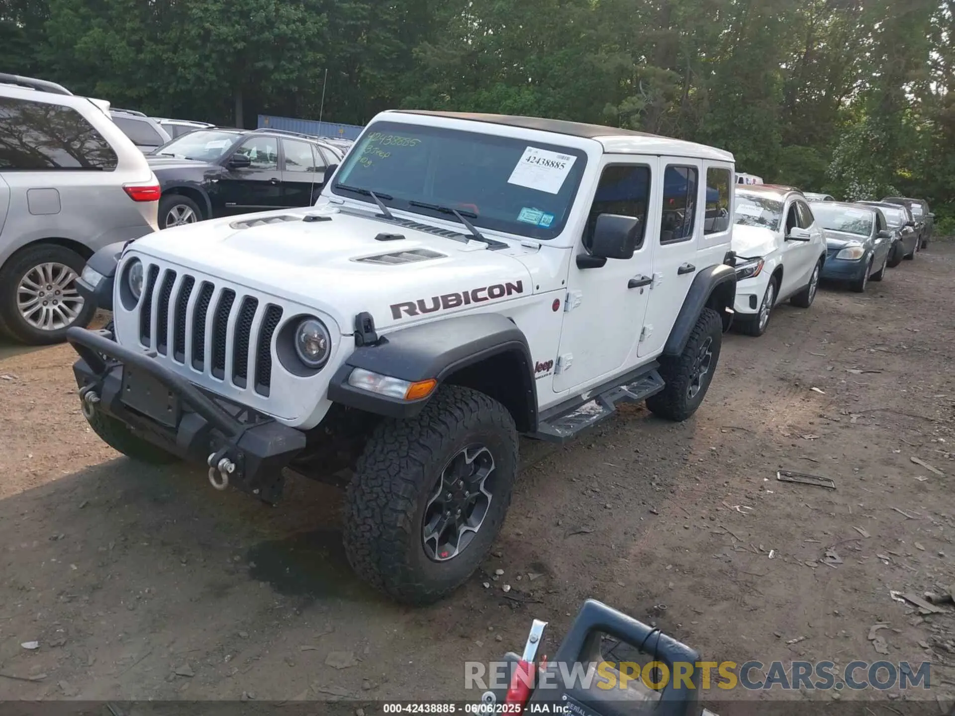 2 Photograph of a damaged car 1C4HJXFN2PW535205 JEEP WRANGLER 2023