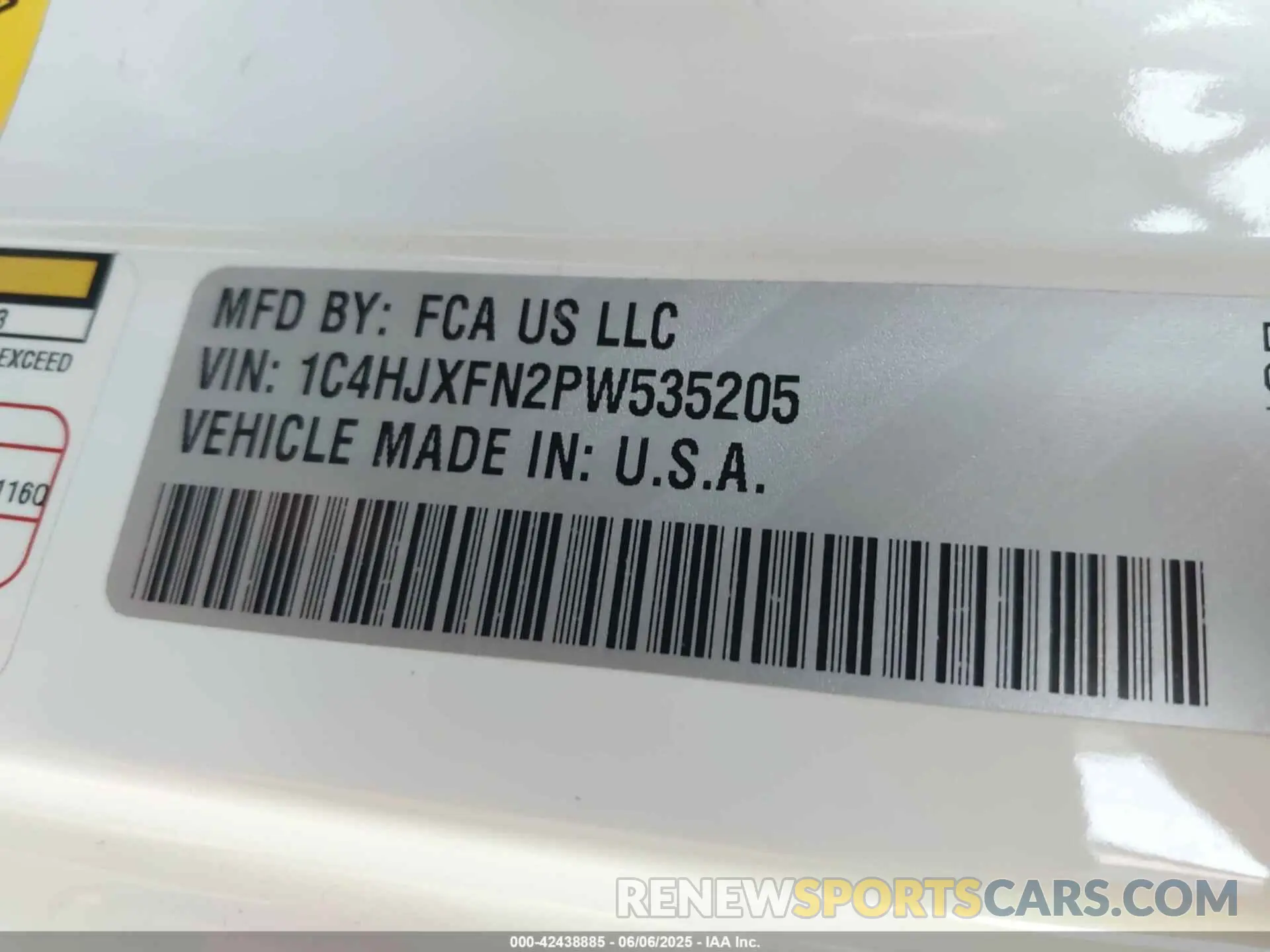 9 Photograph of a damaged car 1C4HJXFN2PW535205 JEEP WRANGLER 2023