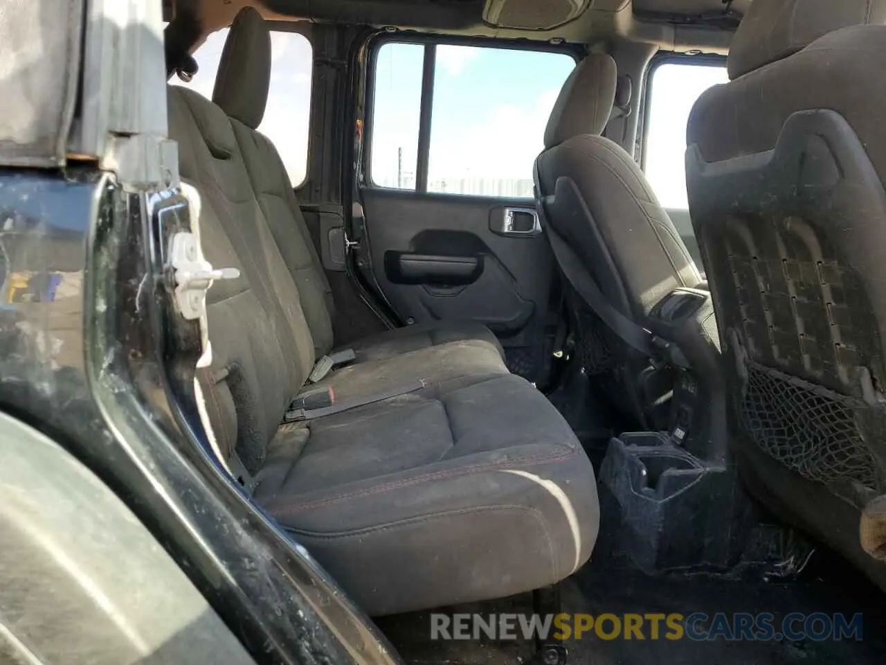 10 Photograph of a damaged car 1C4HJXFN3PW563479 JEEP WRANGLER 2023