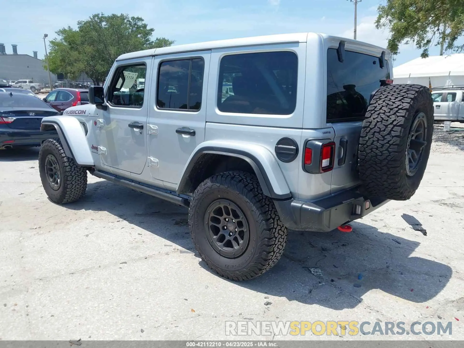 3 Photograph of a damaged car 1C4JJXFG0PW522651 JEEP WRANGLER 2023