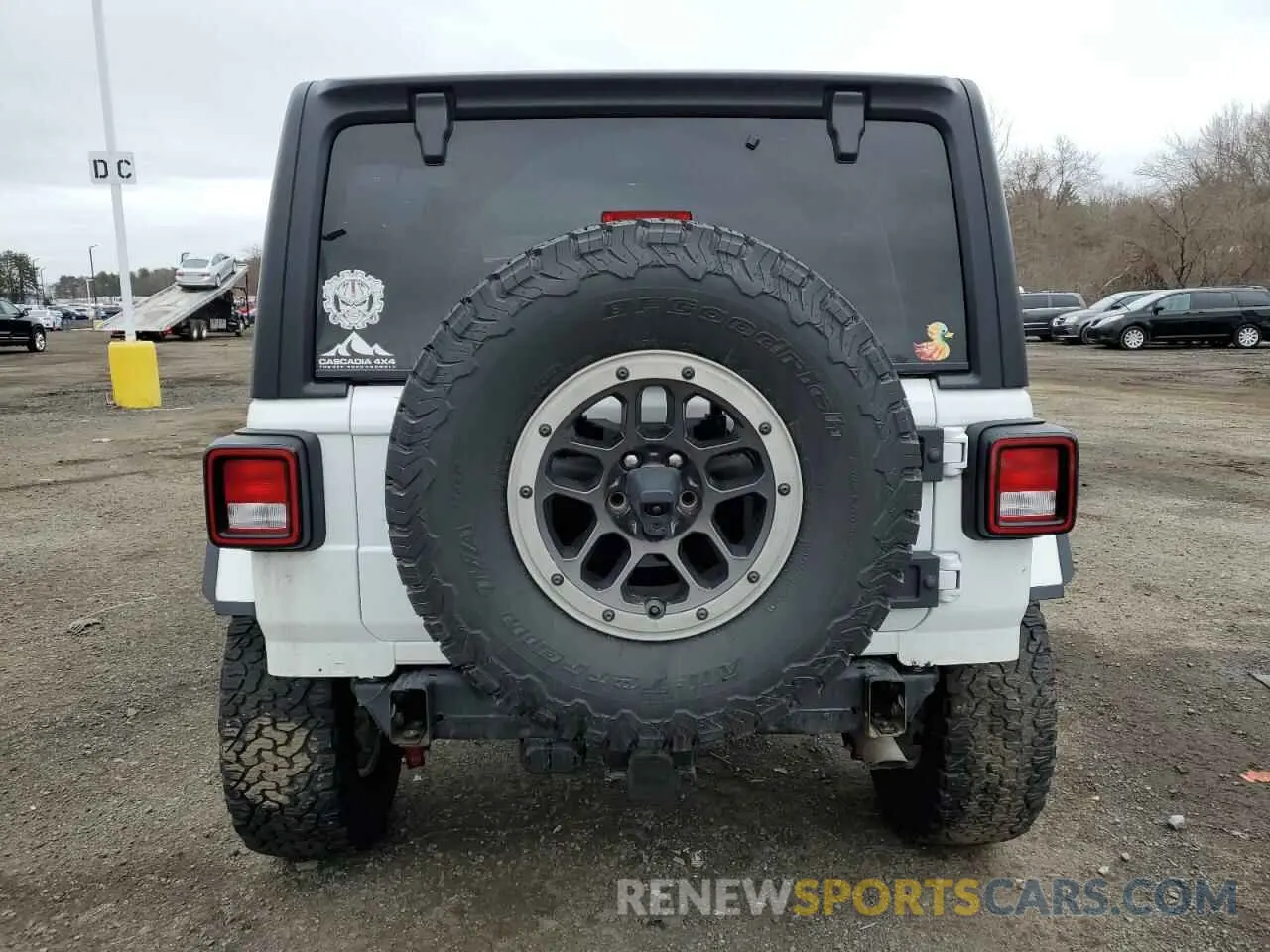 6 Photograph of a damaged car 1C4JJXFG2PW502000 JEEP WRANGLER 2023
