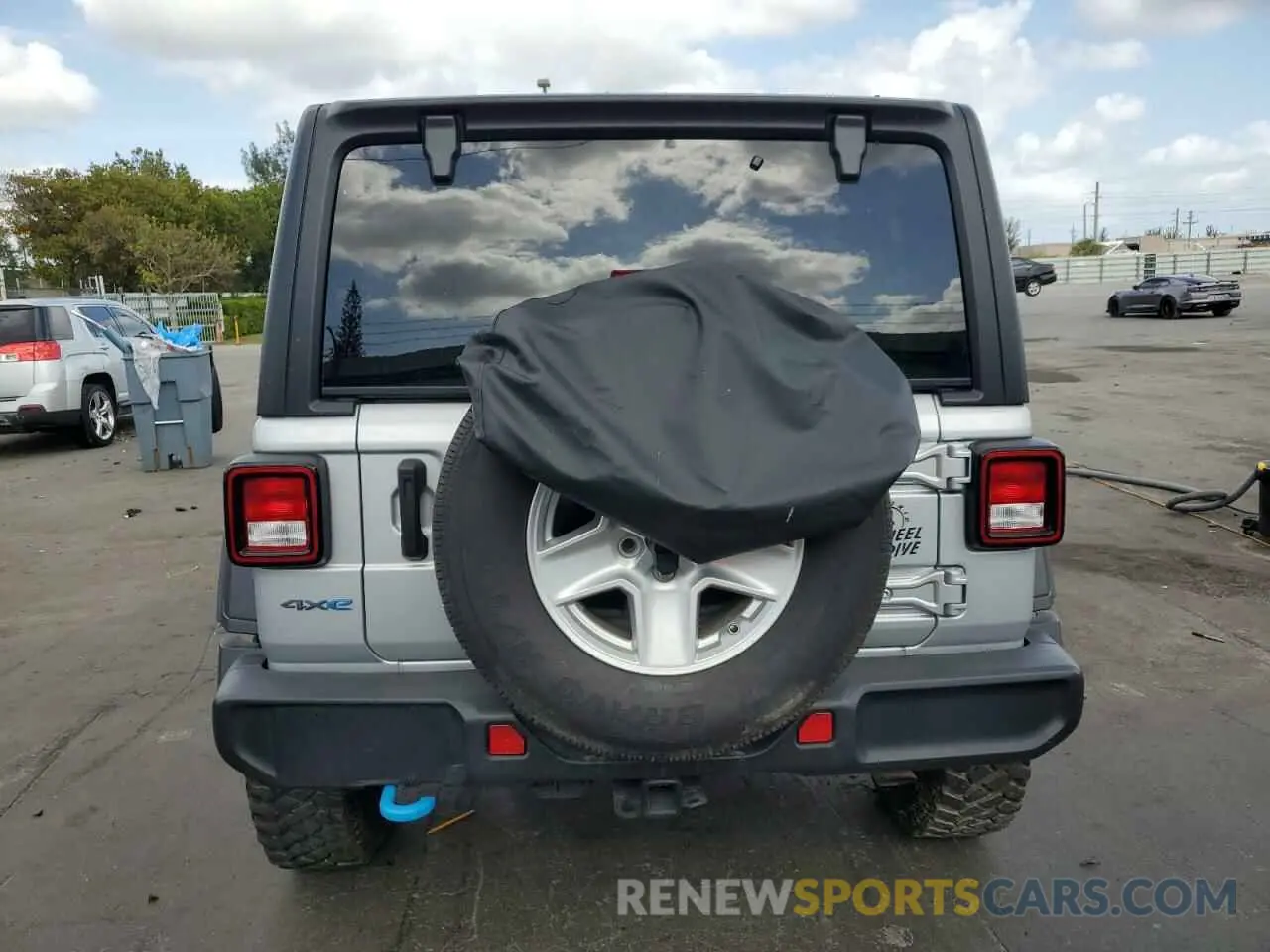 6 Photograph of a damaged car 1C4JJXN64PW630179 JEEP WRANGLER 2023