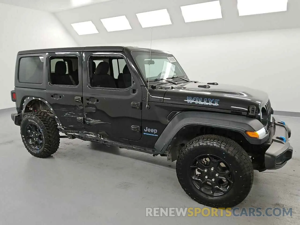 4 Photograph of a damaged car 1C4JJXN65PW642504 JEEP WRANGLER 2023