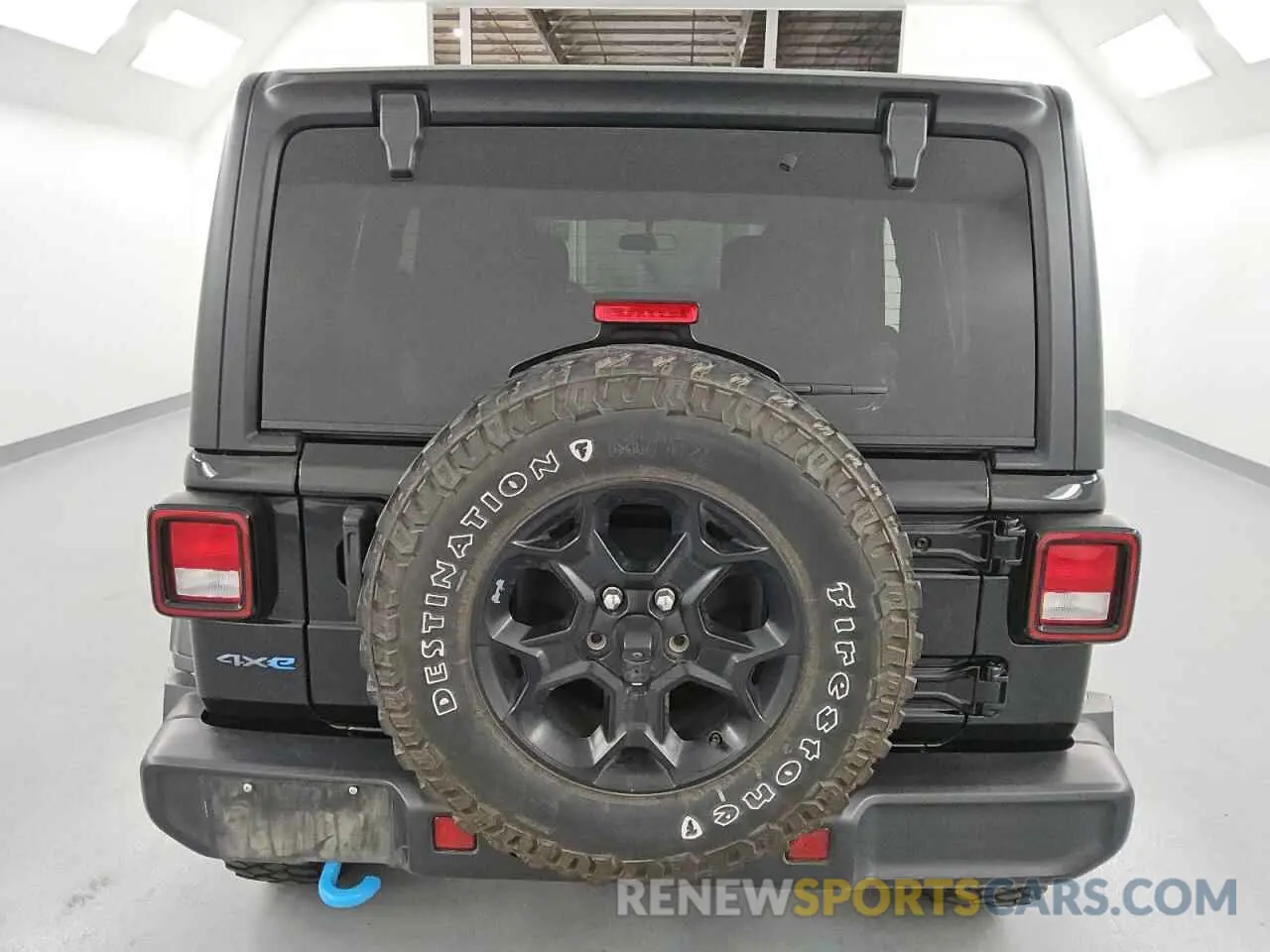 6 Photograph of a damaged car 1C4JJXN65PW642504 JEEP WRANGLER 2023