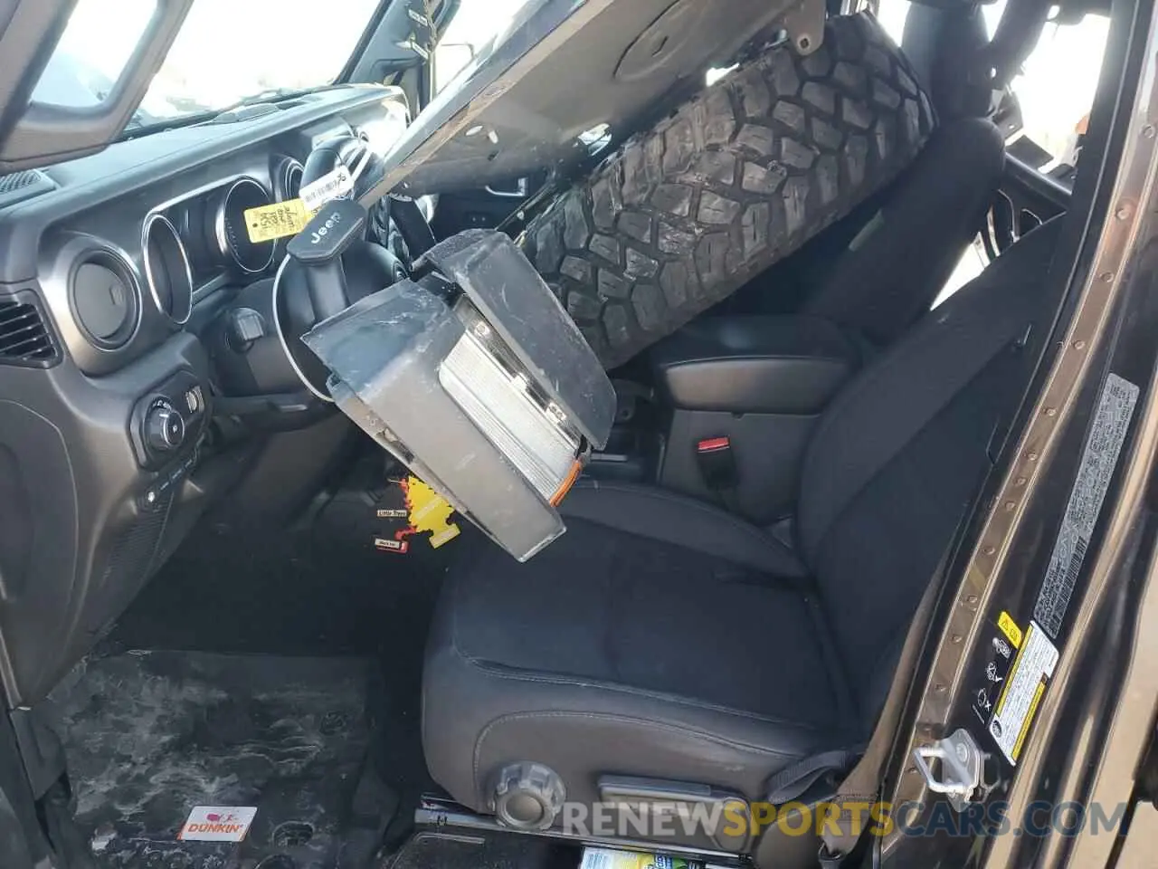 7 Photograph of a damaged car 1C4JJXN6XPW599309 JEEP WRANGLER 2023