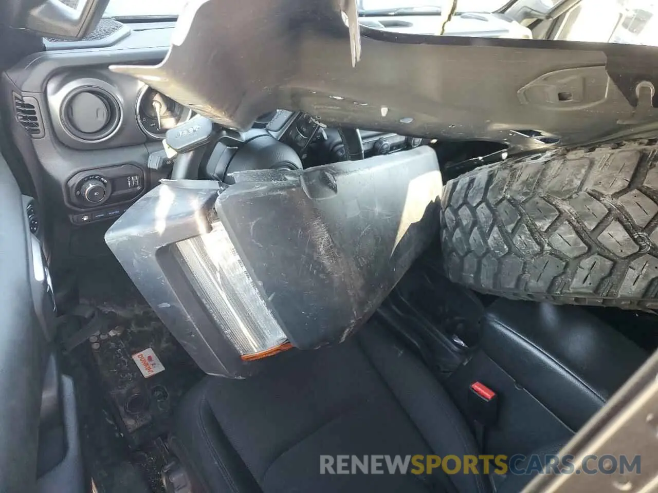8 Photograph of a damaged car 1C4JJXN6XPW599309 JEEP WRANGLER 2023