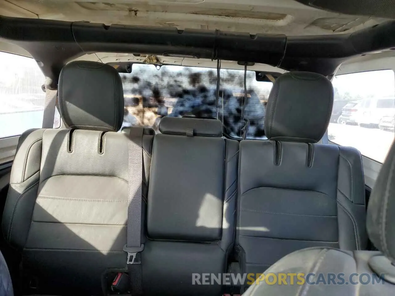 10 Photograph of a damaged car 1C4JJXP60PW689291 JEEP WRANGLER 2023
