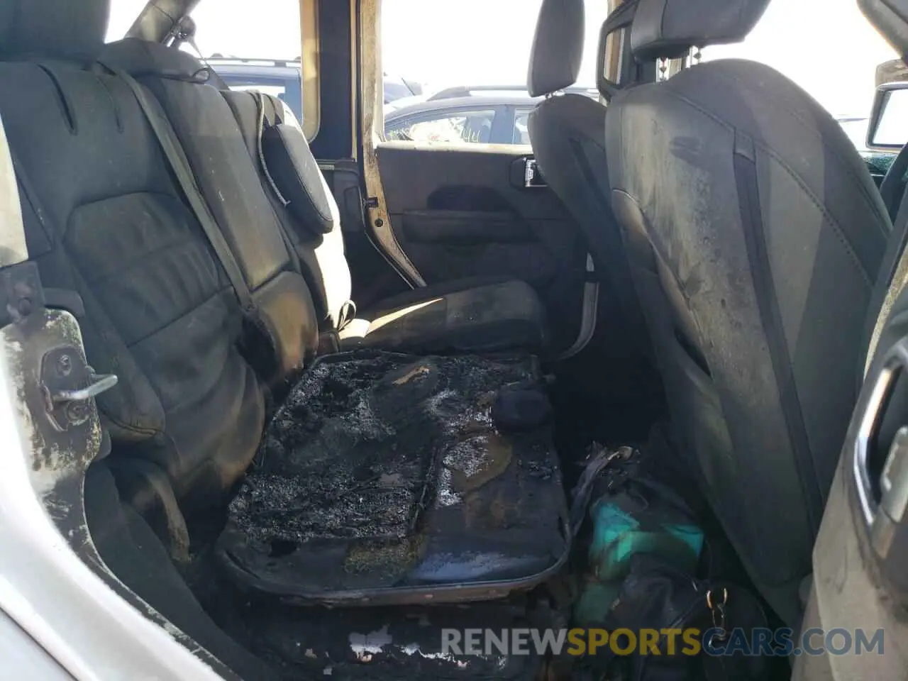 10 Photograph of a damaged car 1C4JJXP61PW519599 JEEP WRANGLER 2023