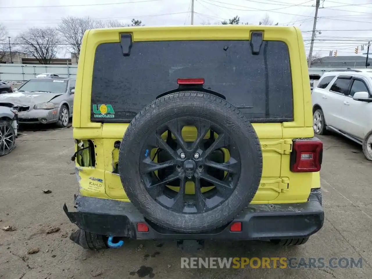 6 Photograph of a damaged car 1C4JJXP62PW609439 JEEP WRANGLER 2023