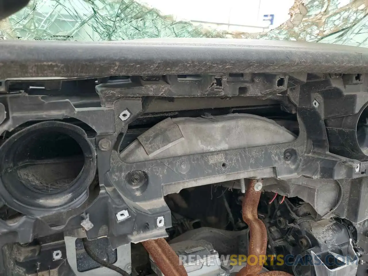 9 Photograph of a damaged car 1C4JJXP63PW552815 JEEP WRANGLER 2023