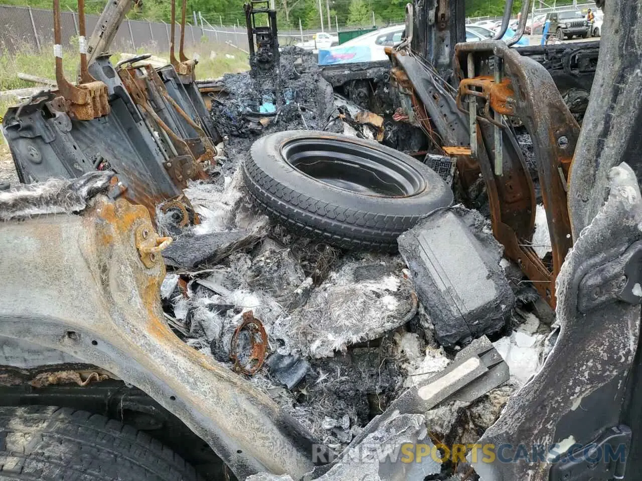 11 Photograph of a damaged car 1C4JJXP66PW698724 JEEP WRANGLER 2023