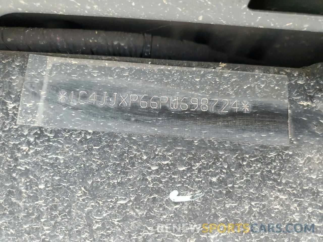 13 Photograph of a damaged car 1C4JJXP66PW698724 JEEP WRANGLER 2023