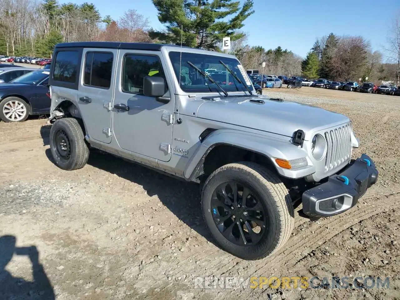 4 Photograph of a damaged car 1C4JJXP66PW703050 JEEP WRANGLER 2023