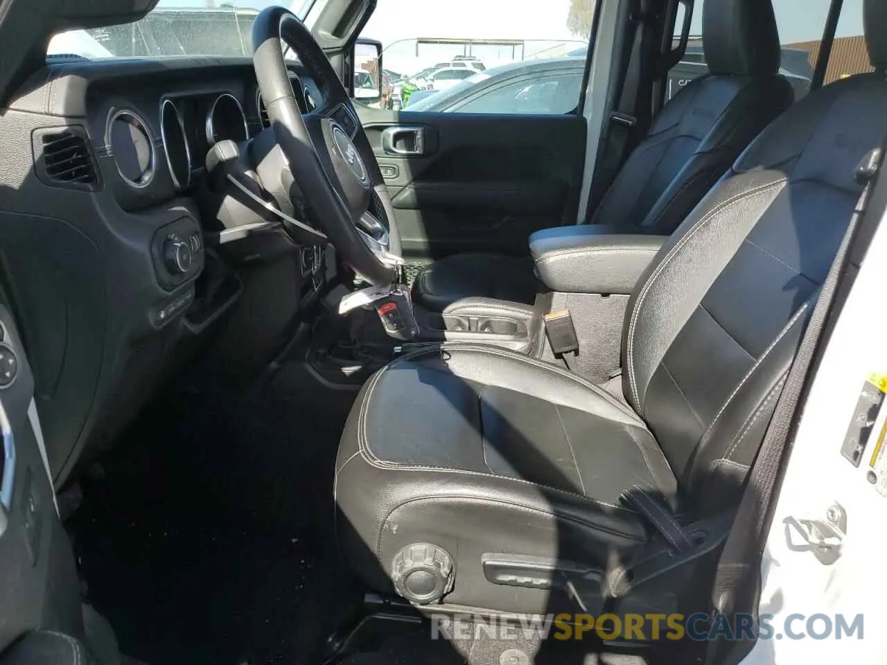 7 Photograph of a damaged car 1C4JJXP67PW630321 JEEP WRANGLER 2023