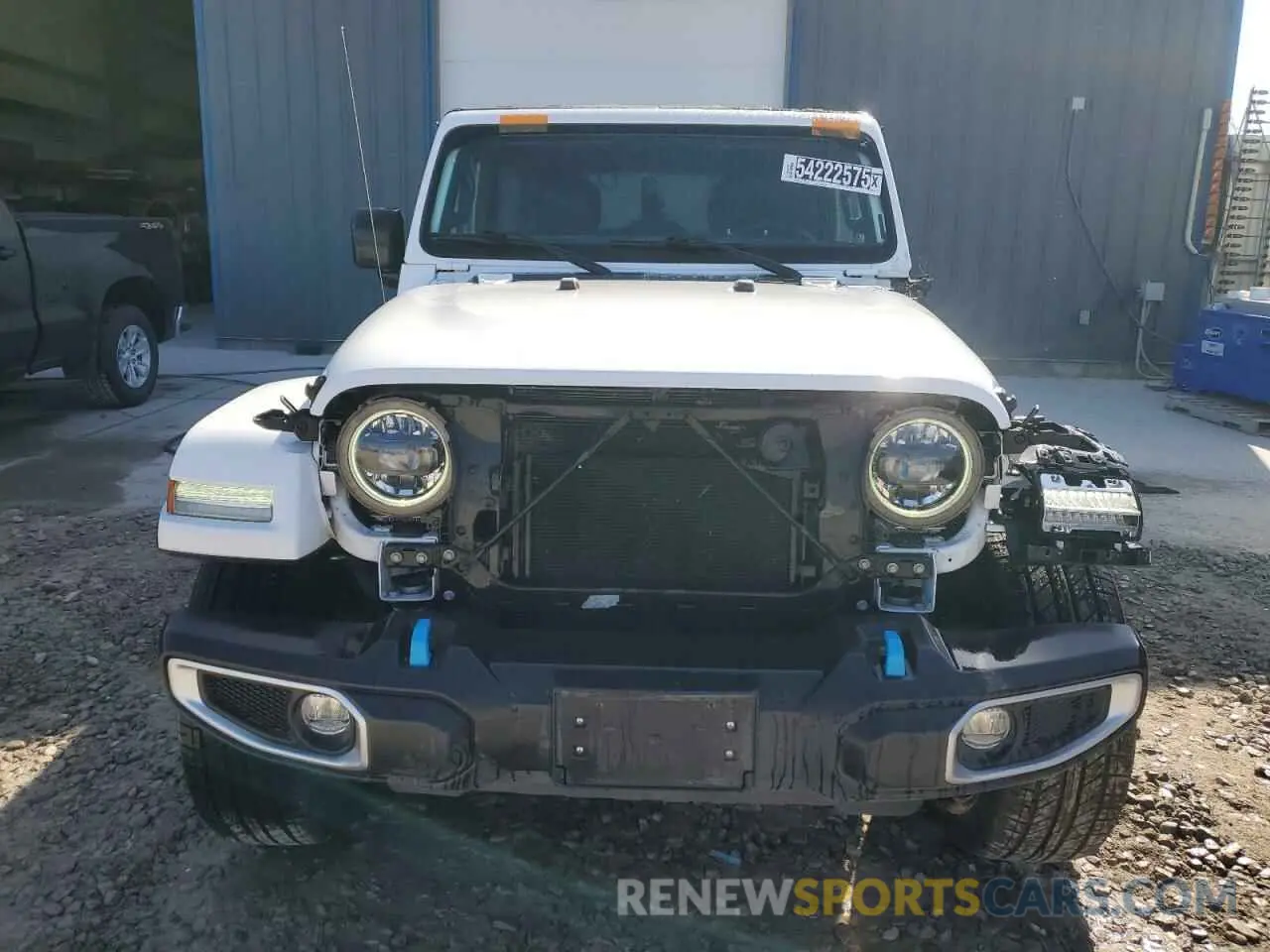 5 Photograph of a damaged car 1C4JJXP6XPW696247 JEEP WRANGLER 2023