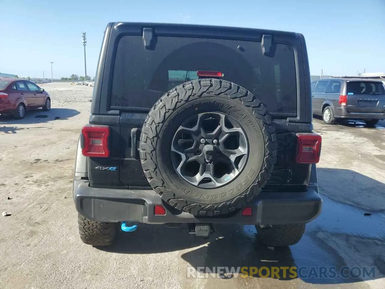 6 Photograph of a damaged car 1C4JJXR62PW663711 JEEP WRANGLER 2023
