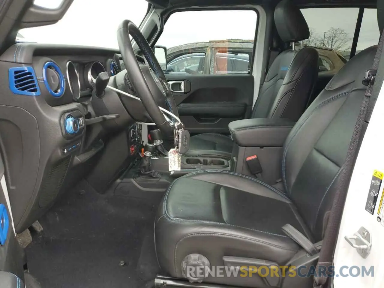 7 Photograph of a damaged car 1C4JJXR64PW542064 JEEP WRANGLER 2023