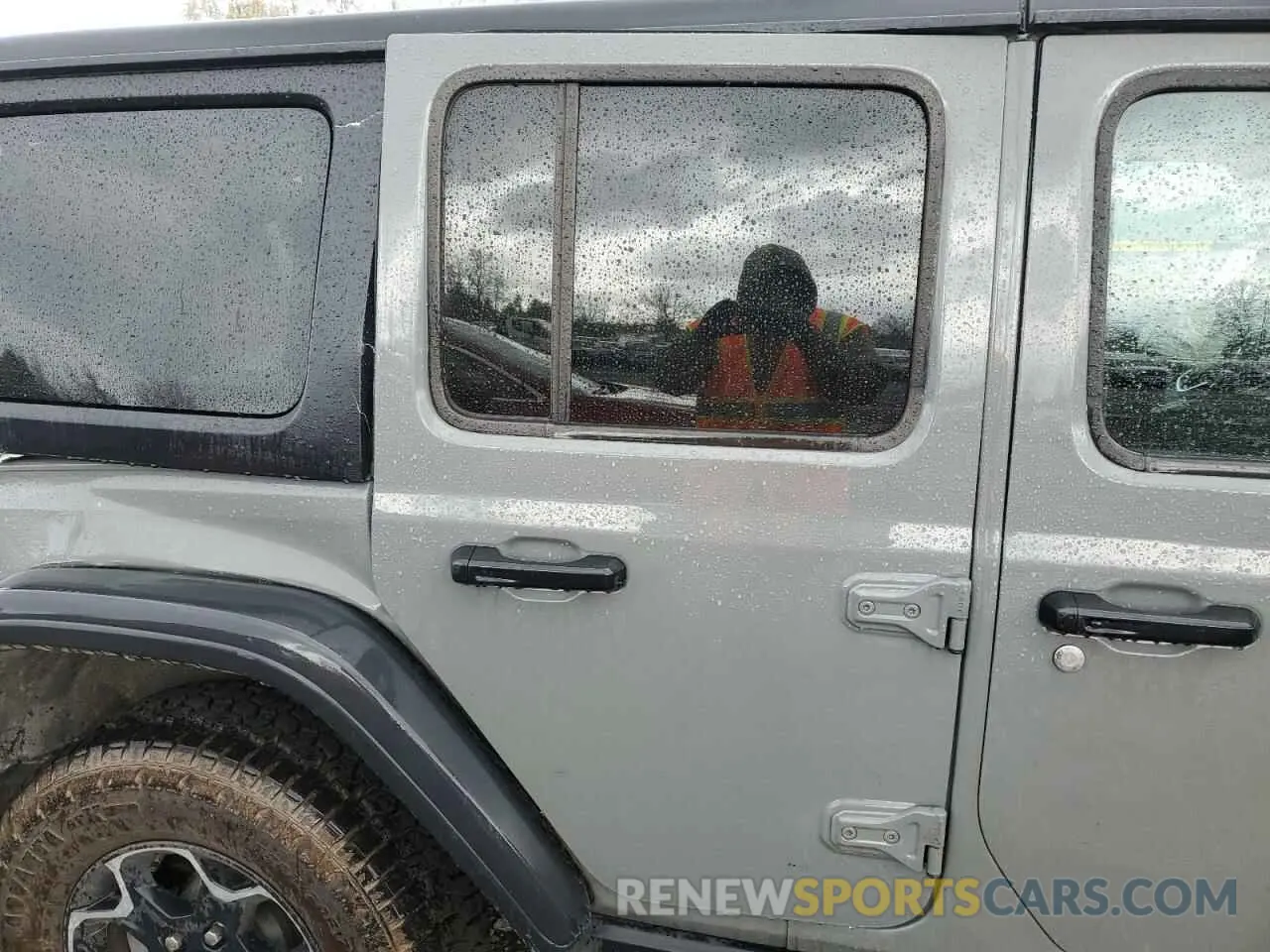 10 Photograph of a damaged car 1C4JJXR68PW696504 JEEP WRANGLER 2023