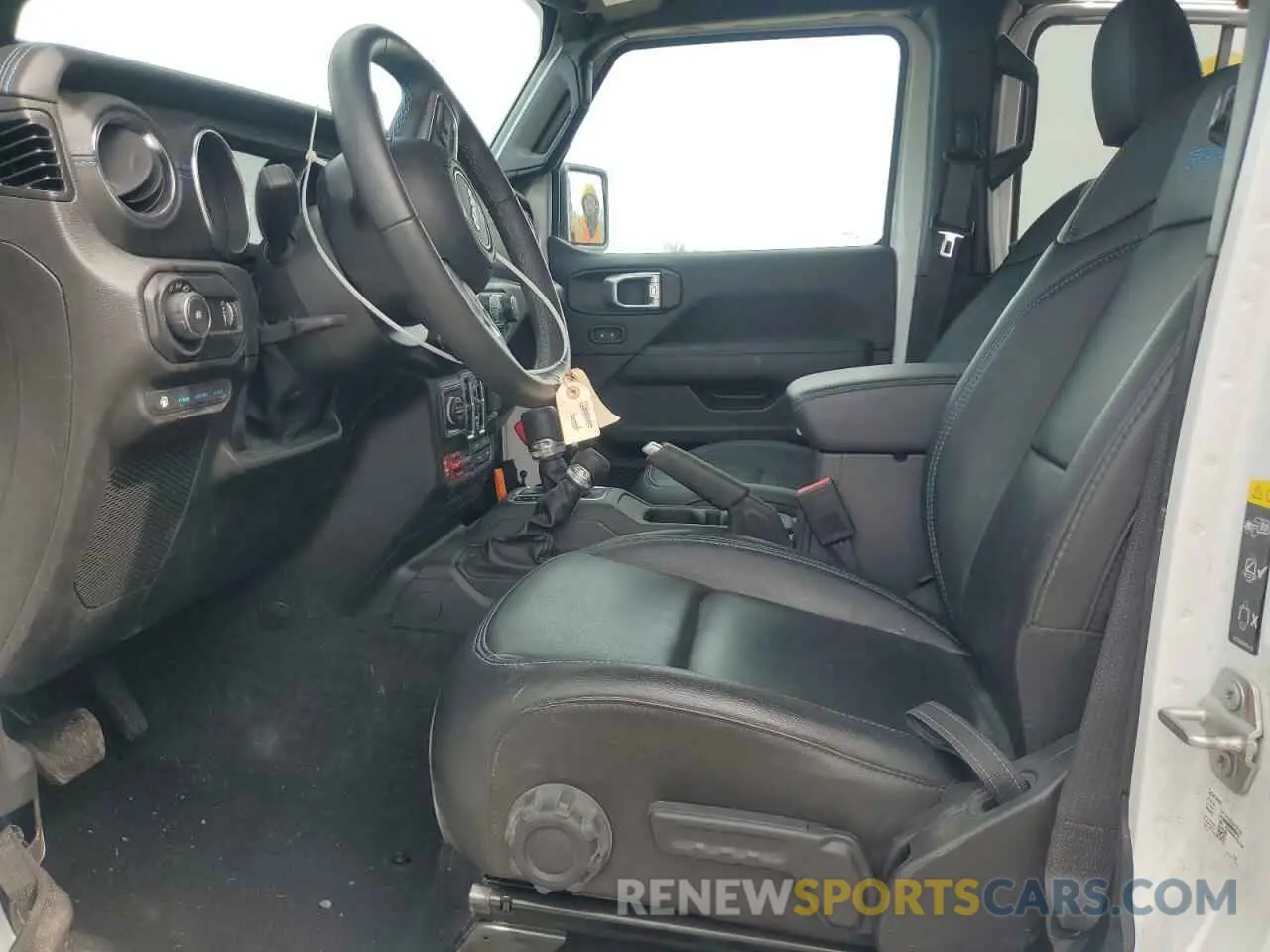 7 Photograph of a damaged car 1C4JJXR6XPW663181 JEEP WRANGLER 2023