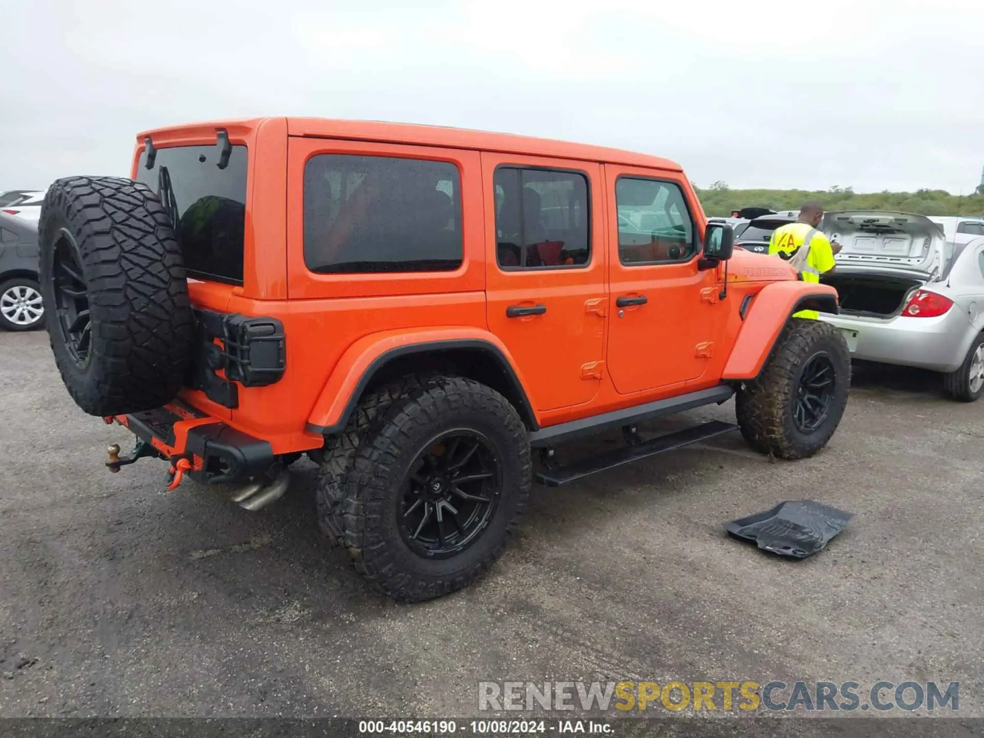 4 Photograph of a damaged car 1C4JJXSJ1PW652861 JEEP WRANGLER 2023