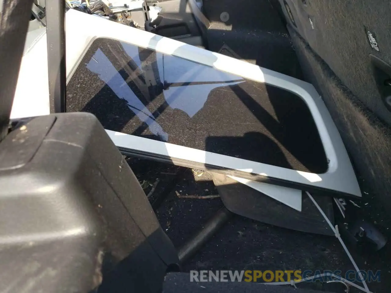 12 Photograph of a damaged car 1C4JJXSJ4PW565990 JEEP WRANGLER 2023