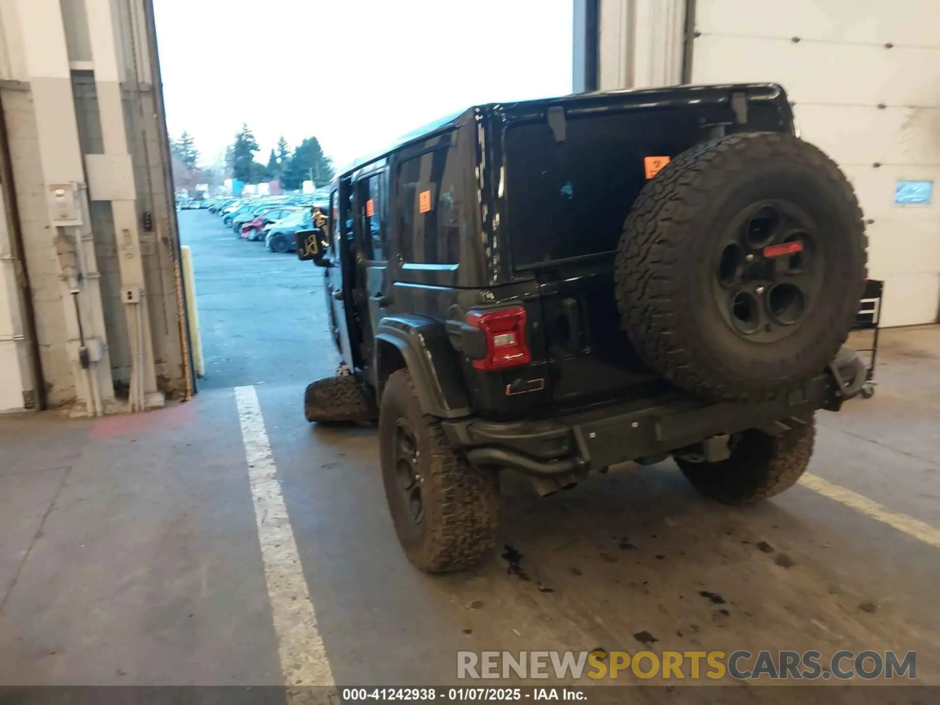 3 Photograph of a damaged car 1C4JJXSJXPW691562 JEEP WRANGLER 2023