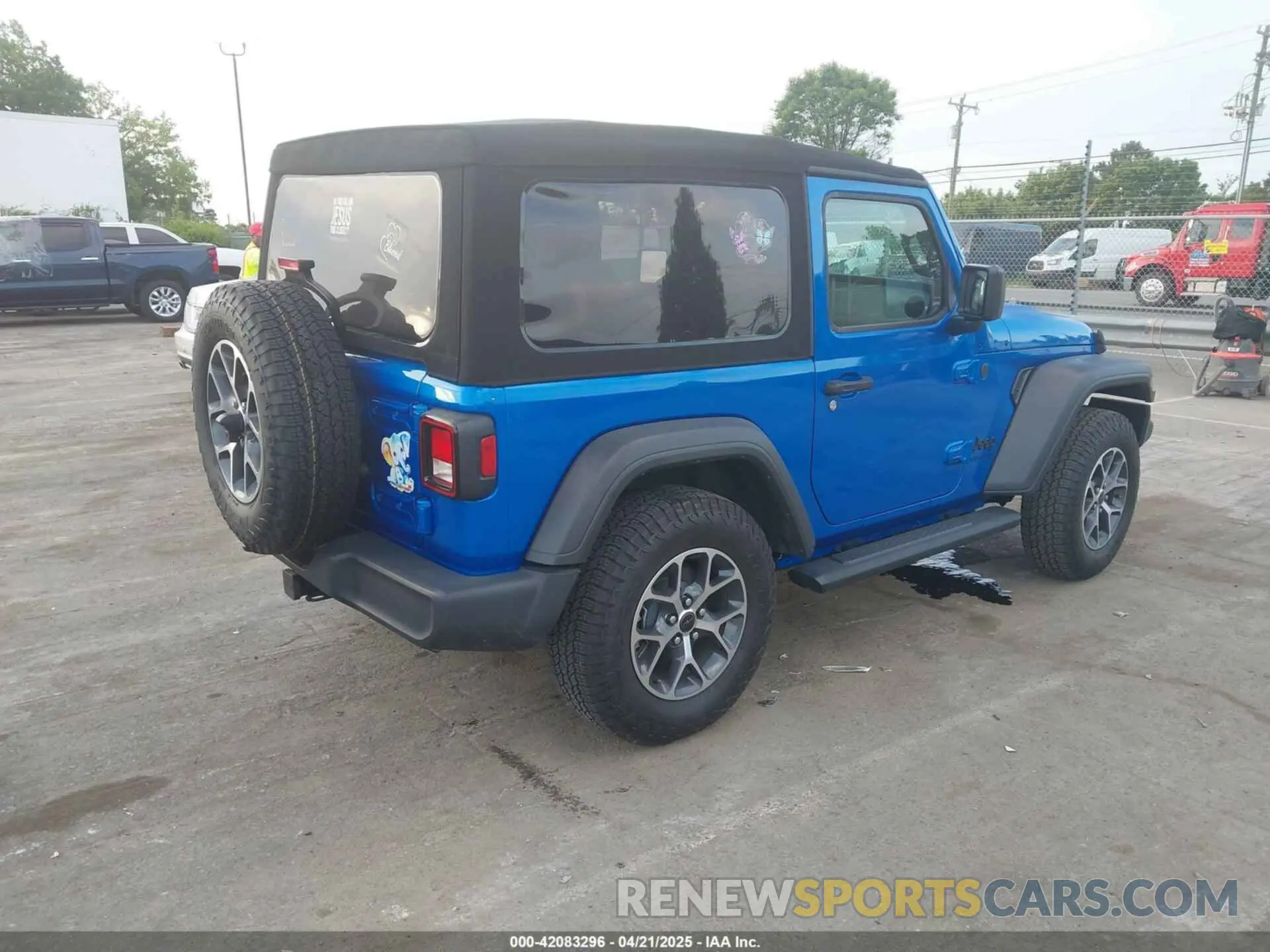 4 Photograph of a damaged car 1C4PJXANXRW160377 JEEP WRANGLER 2024