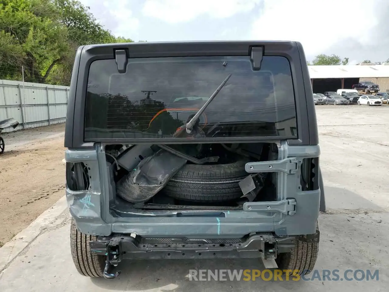 6 Photograph of a damaged car 1C4PJXDG4RW278583 JEEP WRANGLER 2024