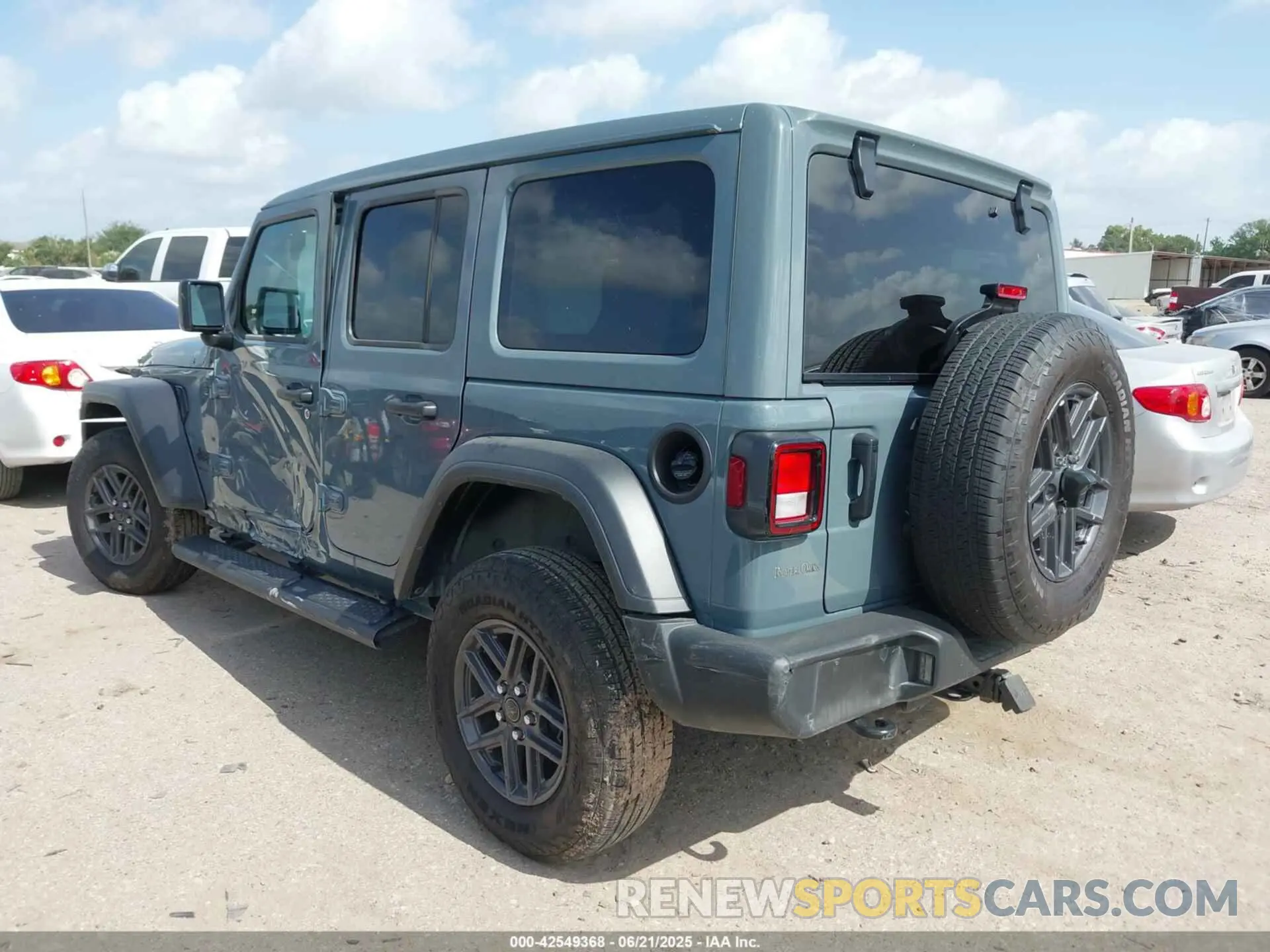 3 Photograph of a damaged car 1C4PJXDG4RW281922 JEEP WRANGLER 2024