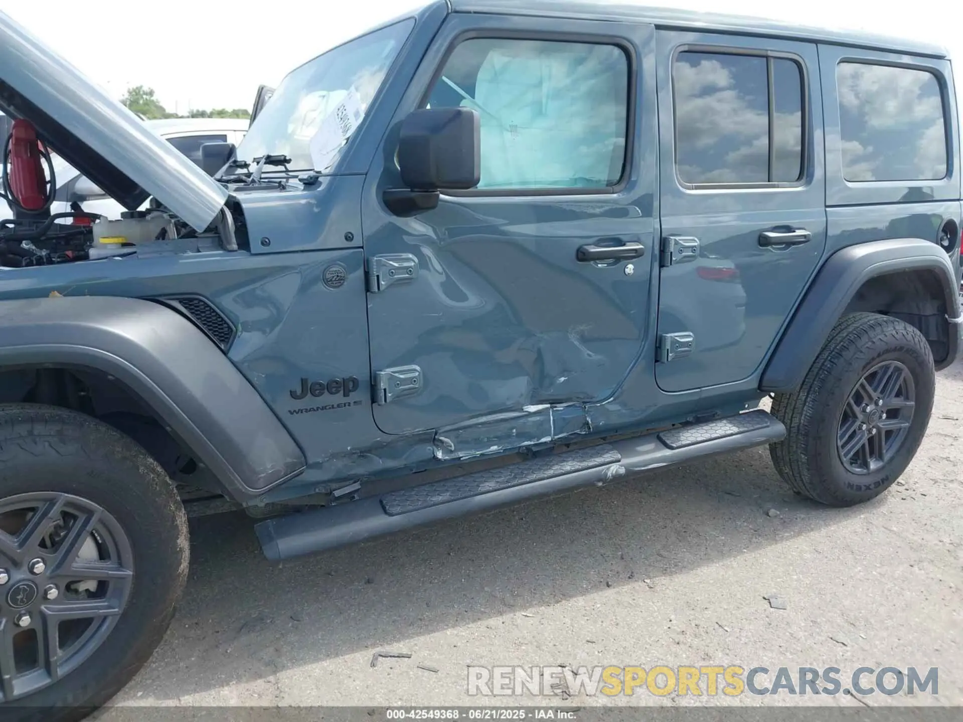 6 Photograph of a damaged car 1C4PJXDG4RW281922 JEEP WRANGLER 2024