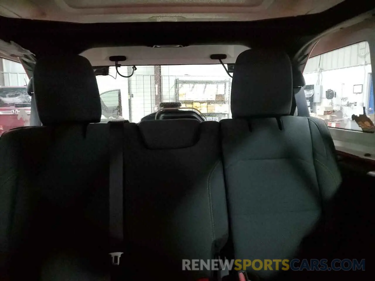 10 Photograph of a damaged car 1C4PJXDG5RW177357 JEEP WRANGLER 2024