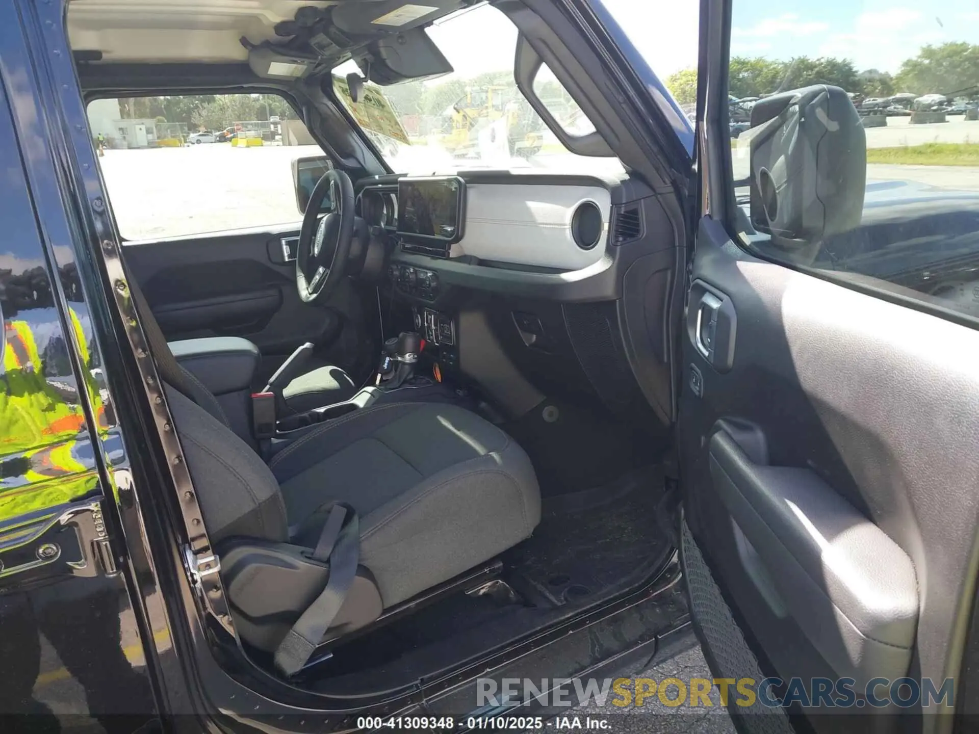 5 Photograph of a damaged car 1C4PJXDG7RW325735 JEEP WRANGLER 2024