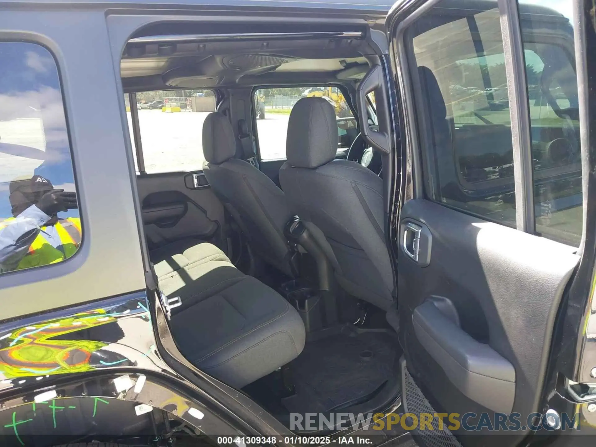 8 Photograph of a damaged car 1C4PJXDG7RW325735 JEEP WRANGLER 2024