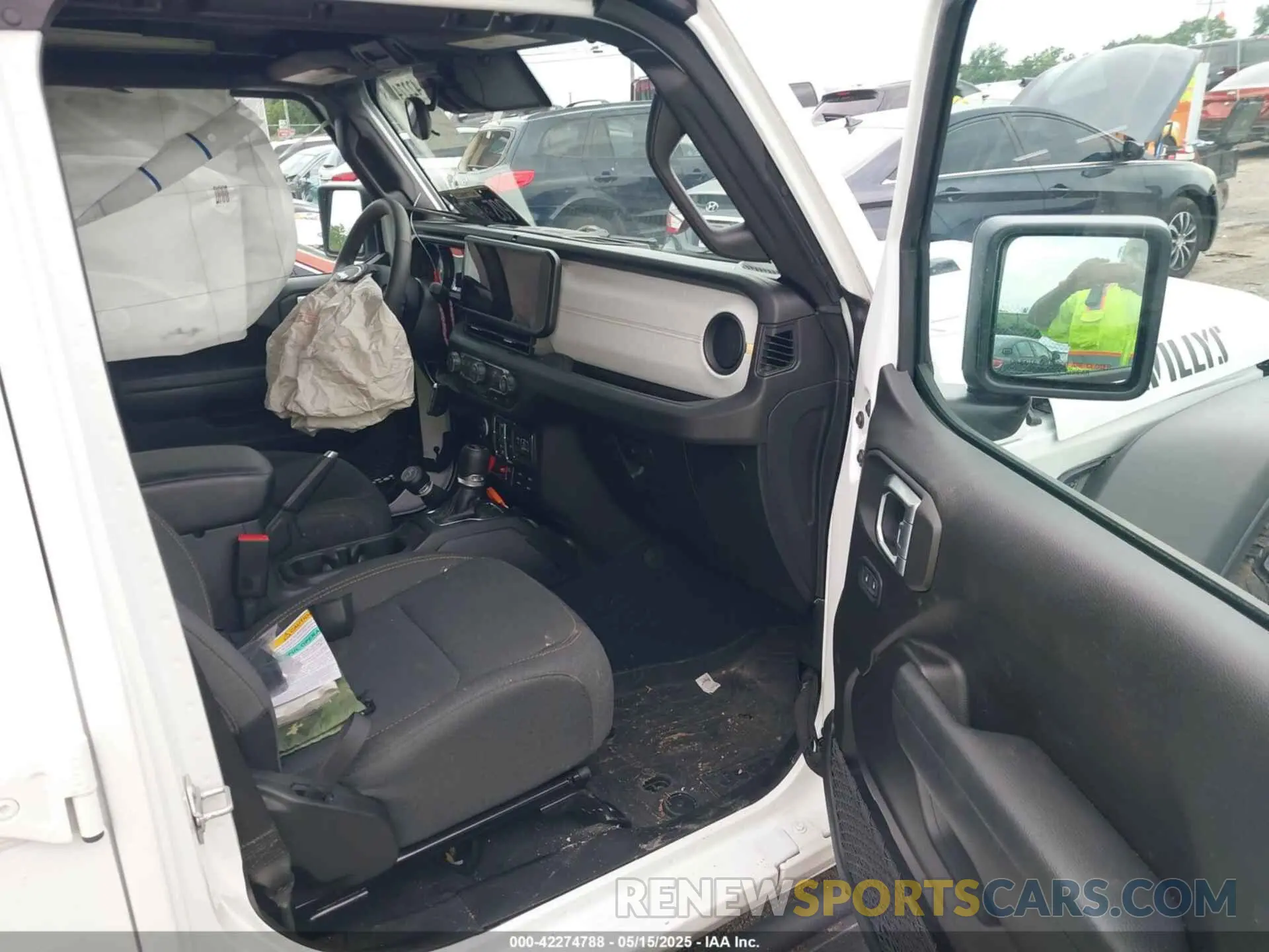 5 Photograph of a damaged car 1C4PJXDG9RW289370 JEEP WRANGLER 2024