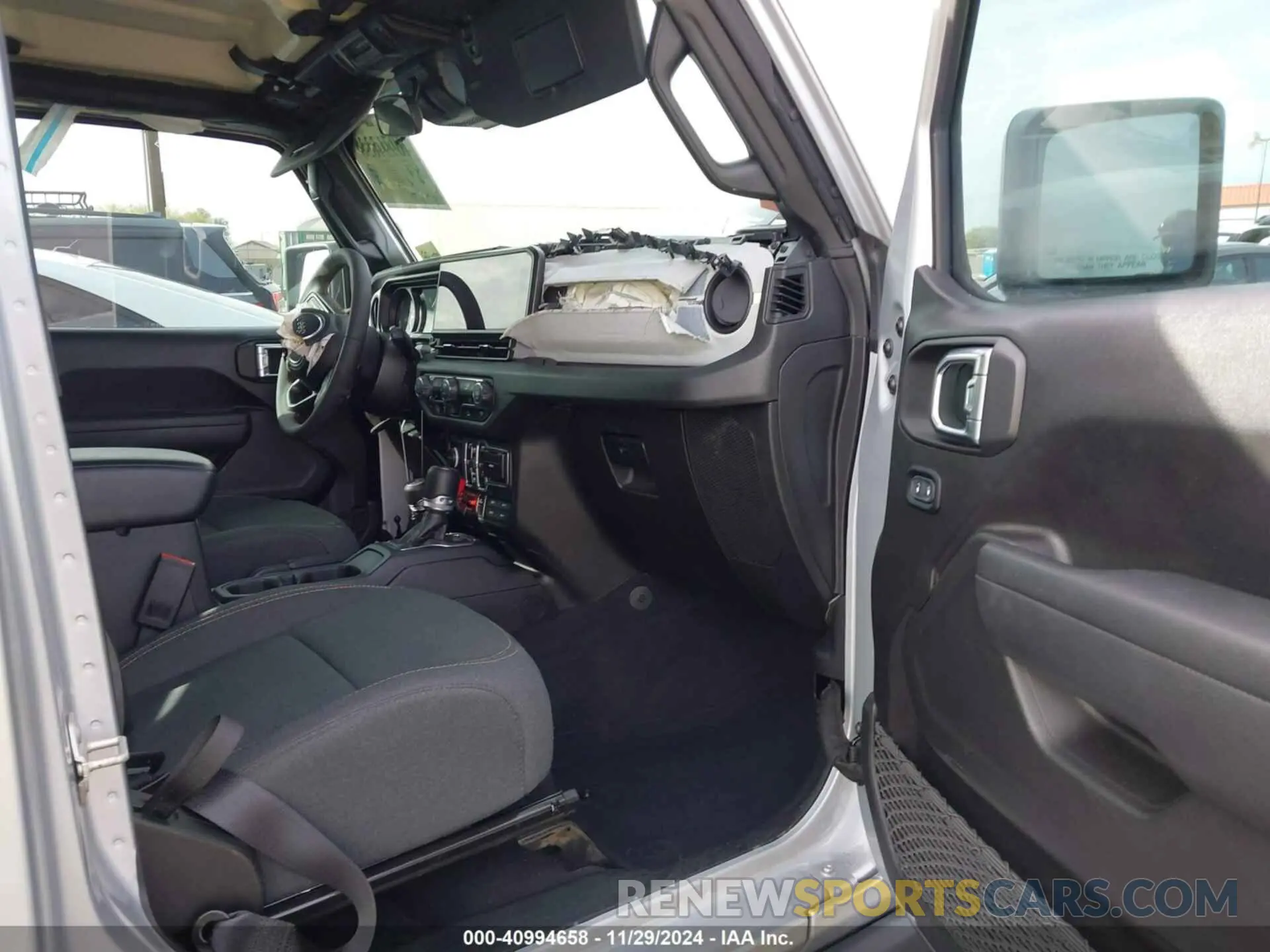 5 Photograph of a damaged car 1C4PJXDN2RW106874 JEEP WRANGLER 2024