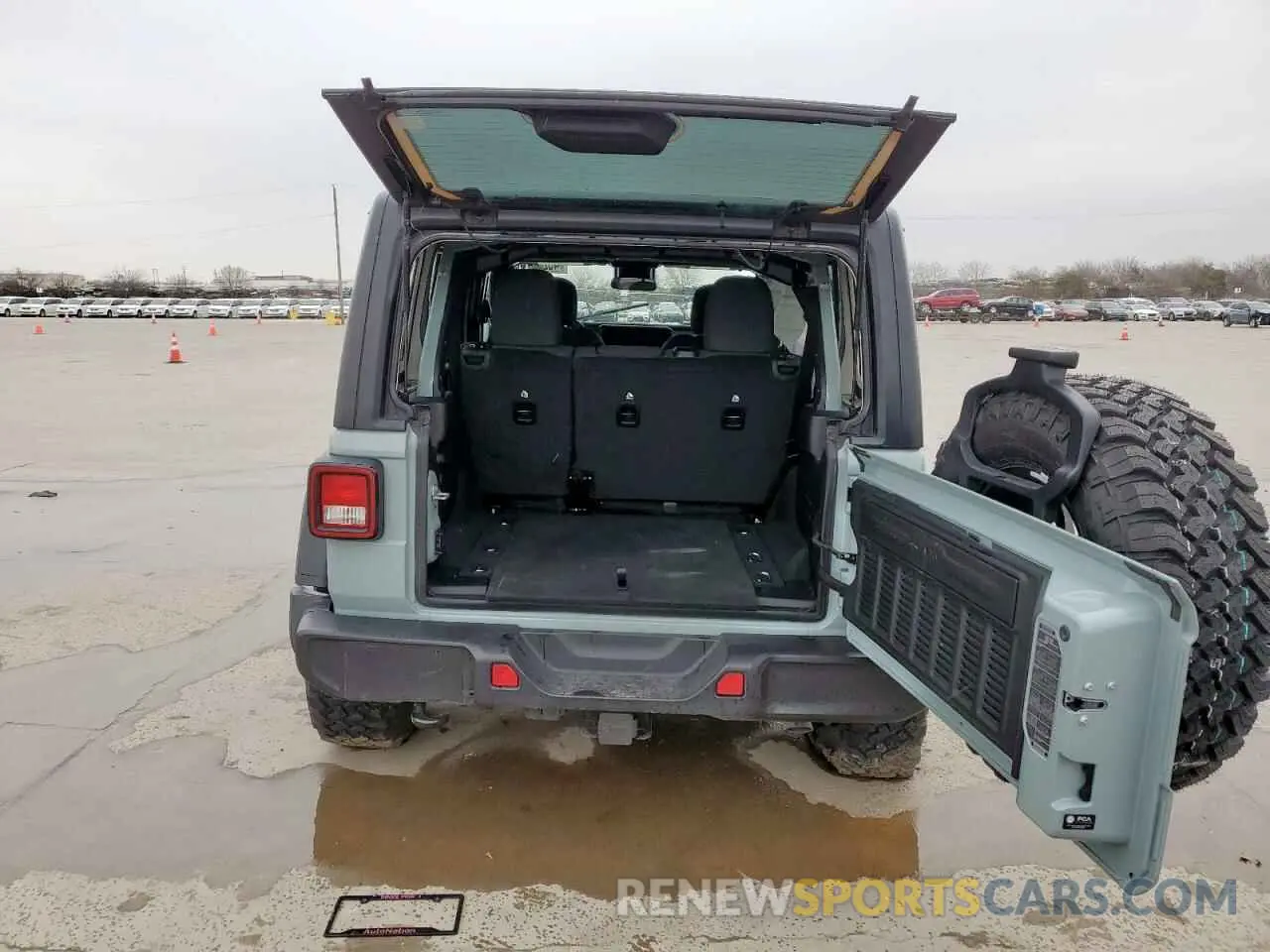 6 Photograph of a damaged car 1C4PJXDN2RW107636 JEEP WRANGLER 2024