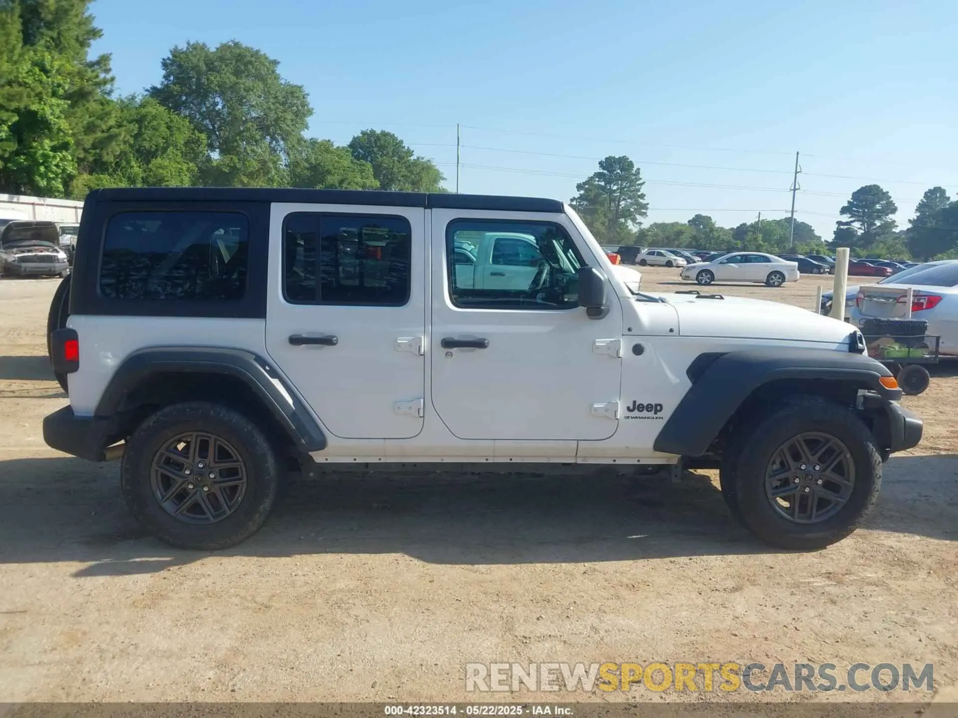 13 Photograph of a damaged car 1C4PJXDN2RW276247 JEEP WRANGLER 2024