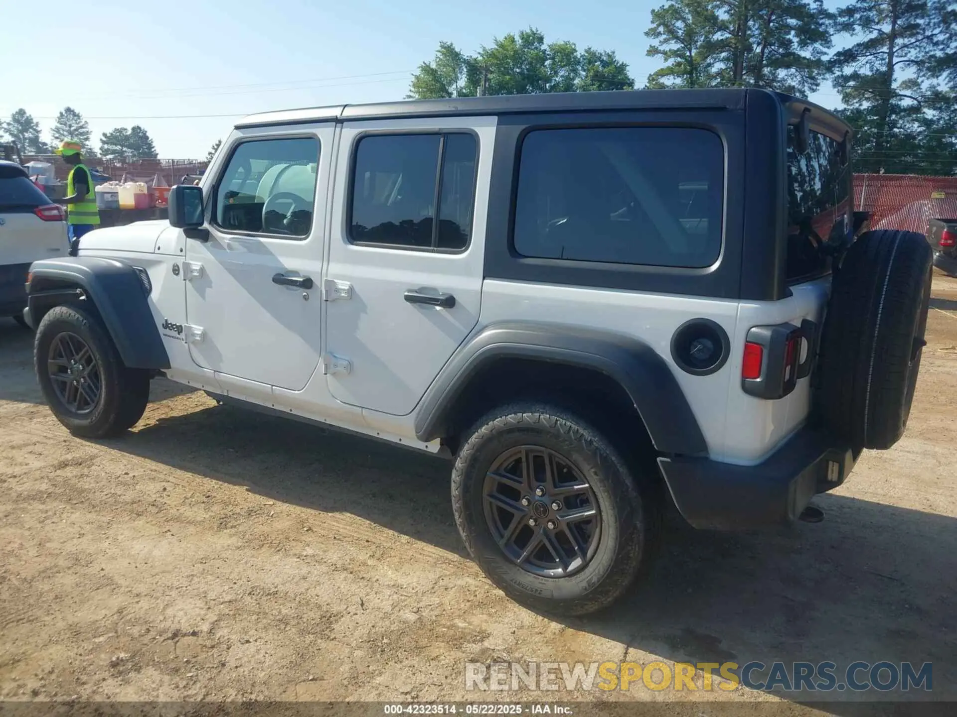 3 Photograph of a damaged car 1C4PJXDN2RW276247 JEEP WRANGLER 2024