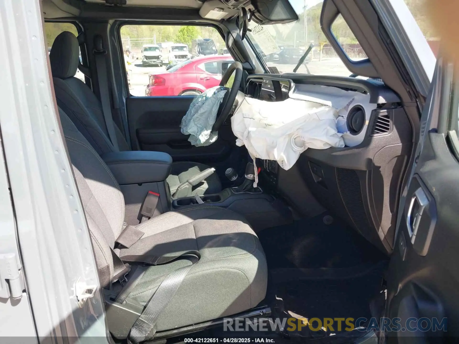 5 Photograph of a damaged car 1C4PJXDN2RW351741 JEEP WRANGLER 2024