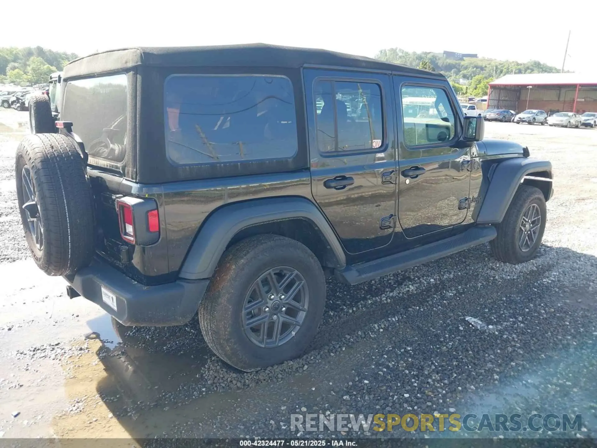 4 Photograph of a damaged car 1C4PJXDN3RW137051 JEEP WRANGLER 2024