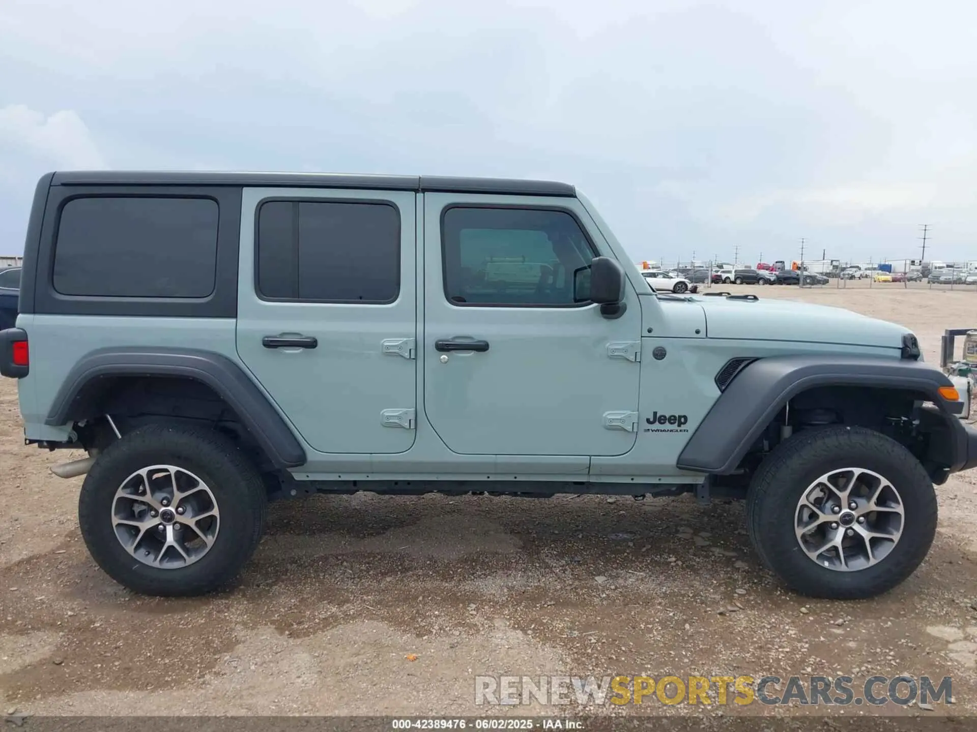 14 Photograph of a damaged car 1C4PJXDN6RW296839 JEEP WRANGLER 2024