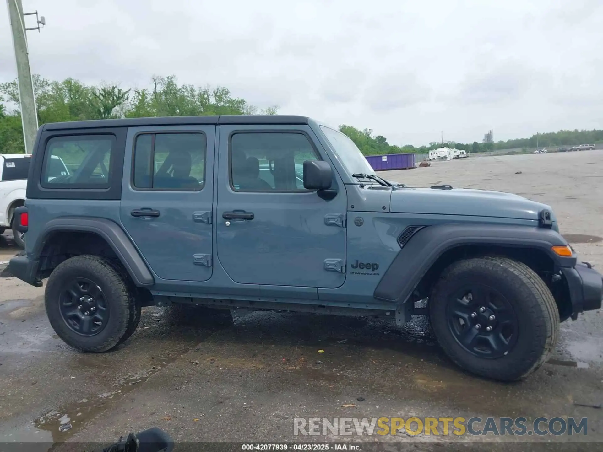 13 Photograph of a damaged car 1C4PJXDN6RW368591 JEEP WRANGLER 2024