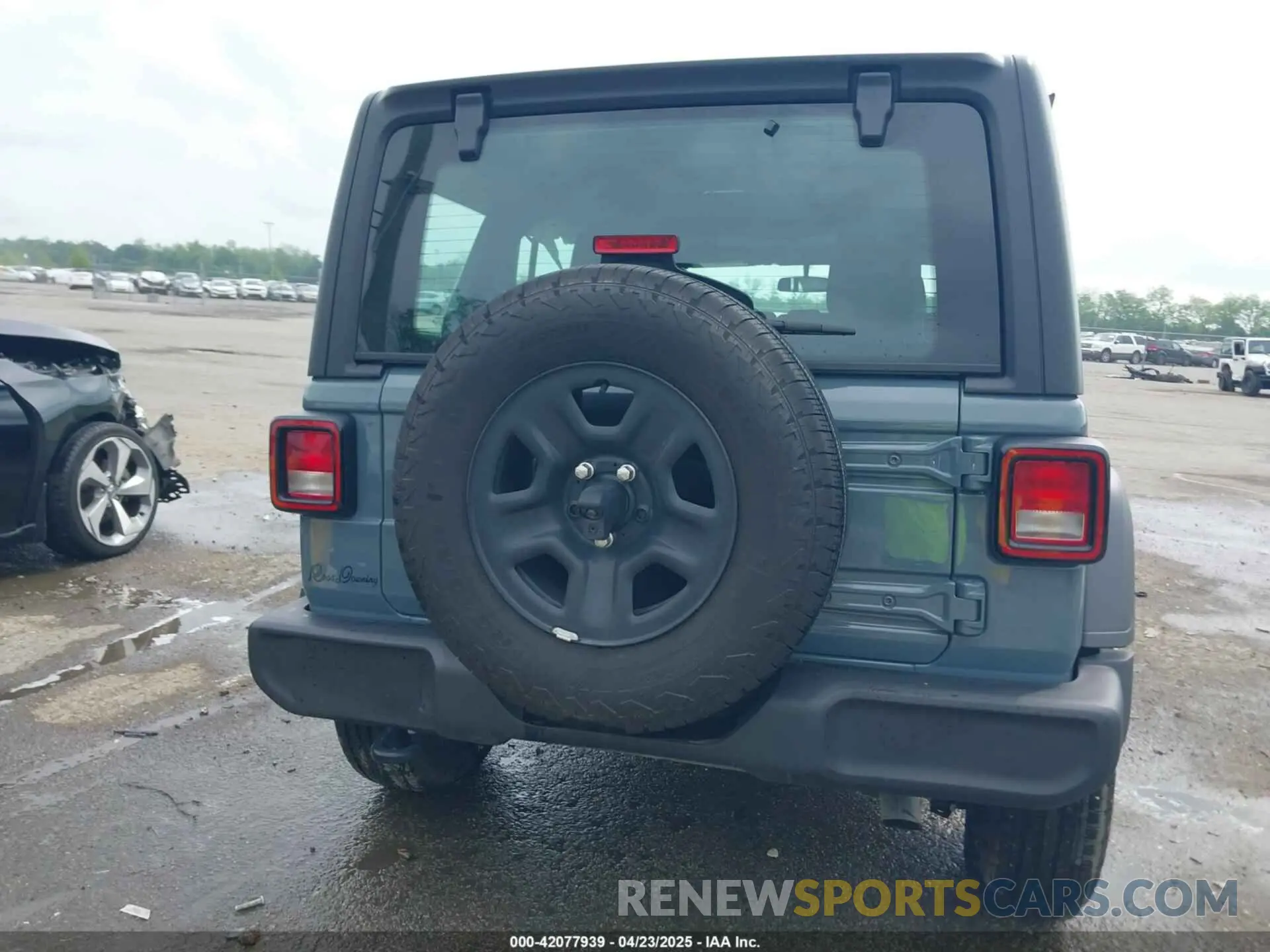 16 Photograph of a damaged car 1C4PJXDN6RW368591 JEEP WRANGLER 2024