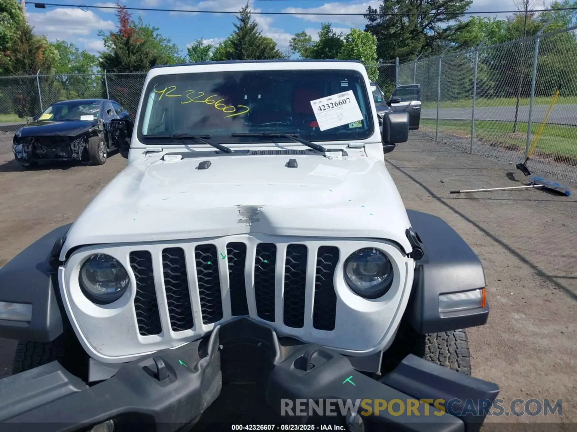 12 Photograph of a damaged car 1C4PJXDNXRW108968 JEEP WRANGLER 2024