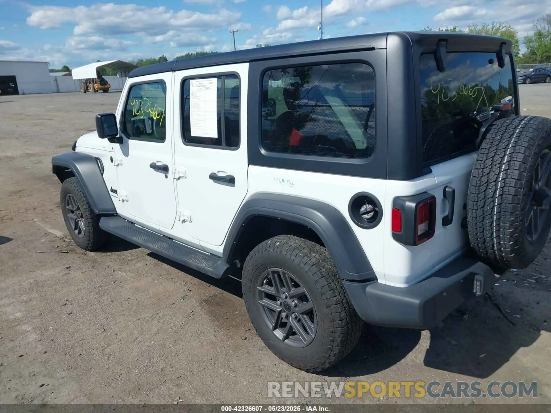 3 Photograph of a damaged car 1C4PJXDNXRW108968 JEEP WRANGLER 2024