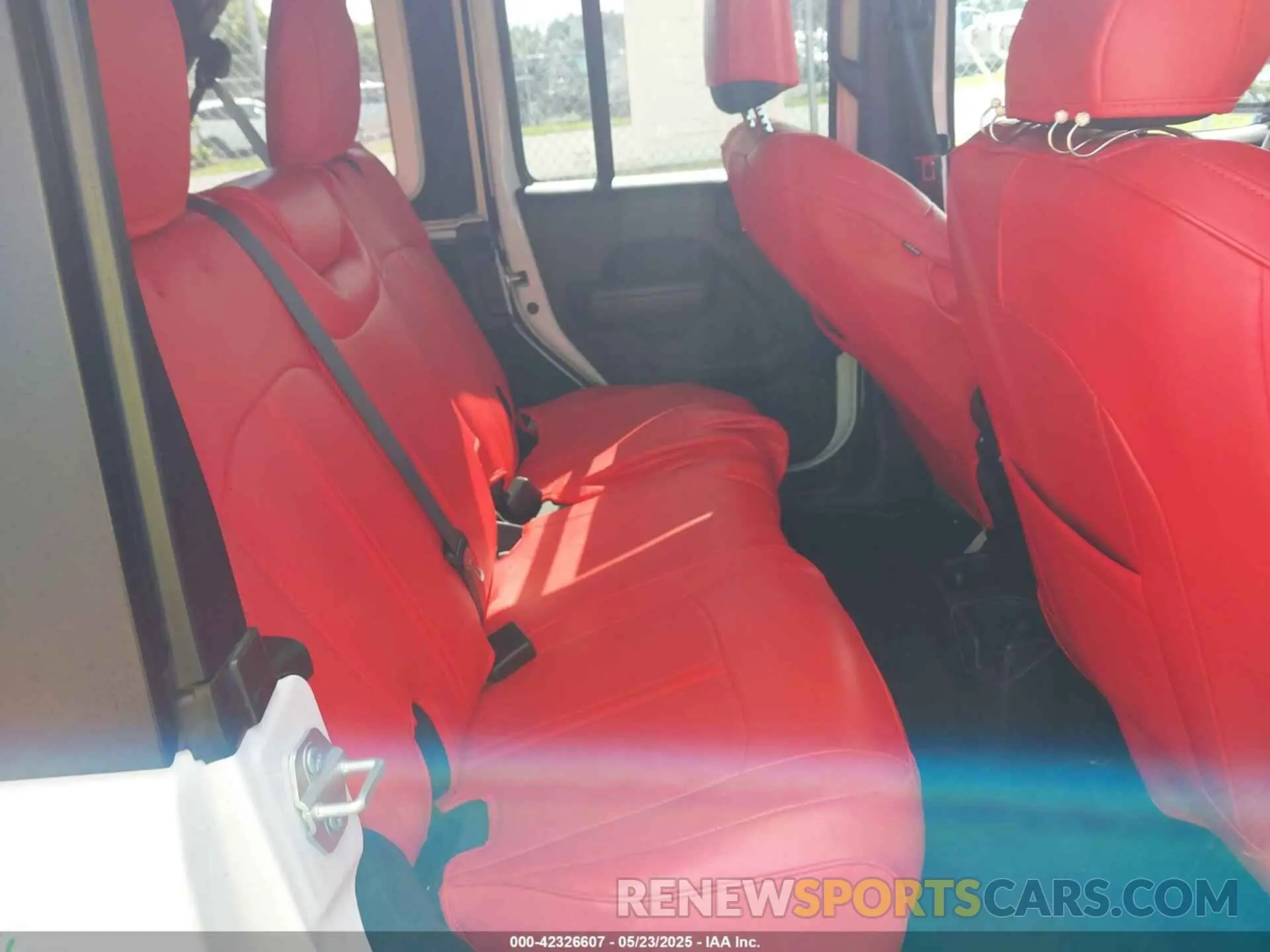 8 Photograph of a damaged car 1C4PJXDNXRW108968 JEEP WRANGLER 2024