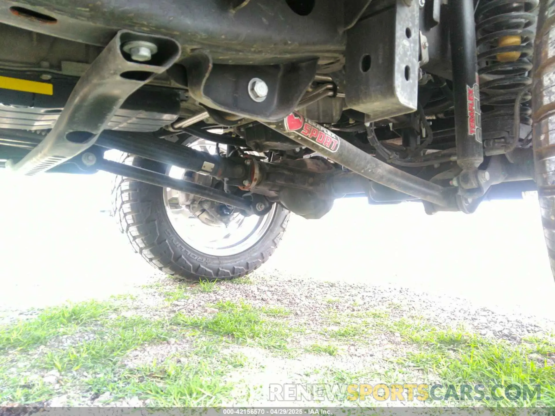 17 Photograph of a damaged car 1C4PJXDNXRW110431 JEEP WRANGLER 2024
